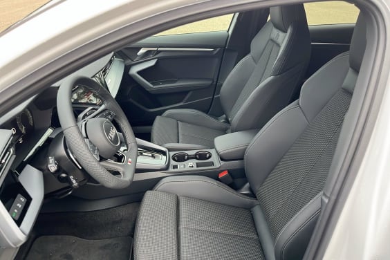 Audi A3 SPORTBACK NOUVELLE 45 TFSI E HYBRIDE RECHARGEABLE 272 S TRONIC 6 S LINE Blanc Arcona