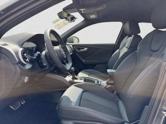 Audi Q2 35 TFSI 150 S tronic 7 S Line Gris Daytona