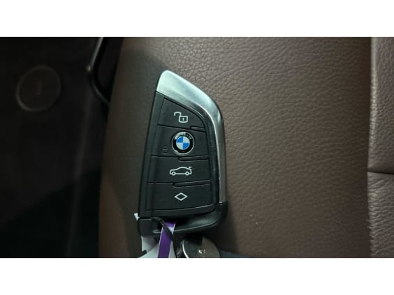 BMW Série 1 118d 150 ch BVA8 F40 Skyscraper Grau Metallic