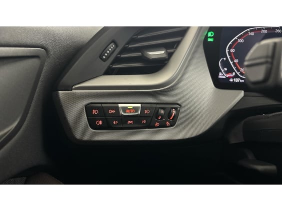 BMW Série 1 118d 150 ch BVA8 F40 Skyscraper Grau Metallic