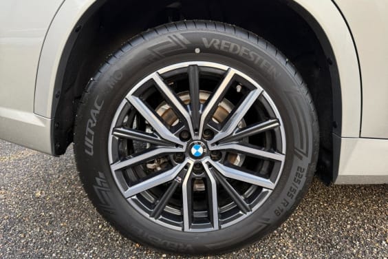 BMW X1 (U11) SDRIVE 20I 170 M SPORT DKG7 Spacesilber