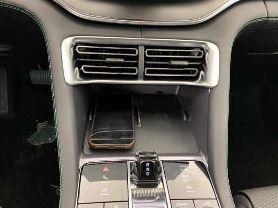BYD SEAL U 1.5L DM-I 218 CH PHEV COMFORT Snow White