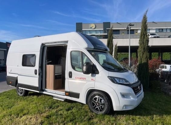 Campérêve CAMPER VAN XL SAPHIR FIAT DUCATO 2.2L 140 Cv - BVA 8 Rapports Gris Artense