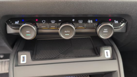 Citroën C4 PureTech 130 EAT8 Max Blanc Okénite / Toit Noir