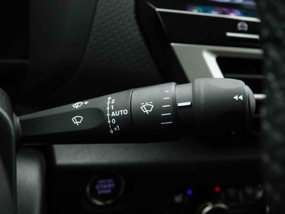 Citroën C4 HYBRID 145 E-DCS6 MAX Vert