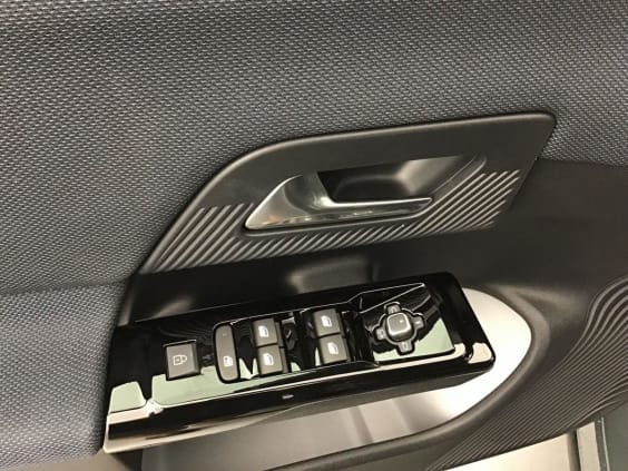 Citroën C5 Aircross Plus 1.2 HYBRID 145 Vert Astoria