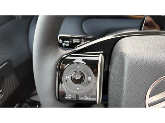 Citroën C5 Aircross 1.2i Hybride 145 Max Vert Astoria + Toit Noir