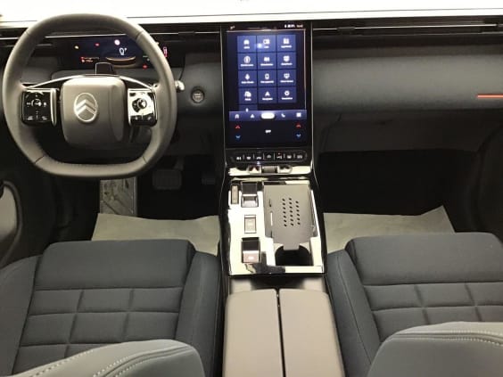 Citroën C5 Aircross Plus 1.2 HYBRID 145 Blanc Okenite