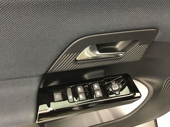 Citroën C5 Aircross Plus 1.2 HYBRID 145 Blanc Okenite