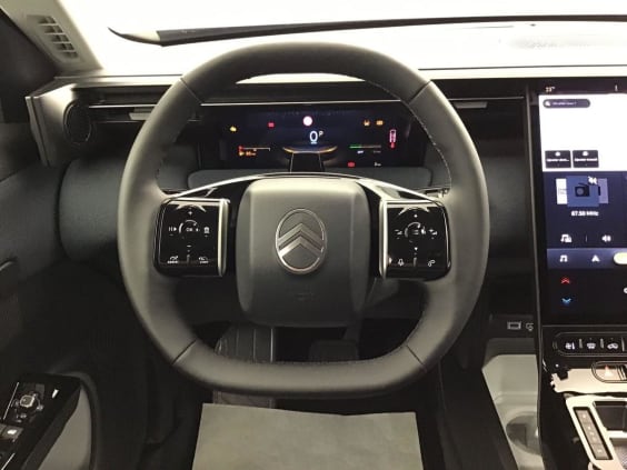 Citroën C5 Aircross Plus 1.2 HYBRID 145 Gris Platinium