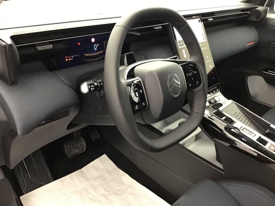 Citroën C5 Aircross Plus 1.2 HYBRID 145 Gris Platinium