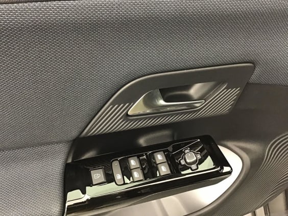 Citroën C5 Aircross Plus 1.2 HYBRID 145 Gris Platinium
