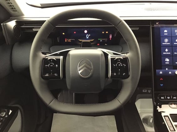 Citroën C5 Aircross Plus 1.2 HYBRID 145 Vert Astoria
