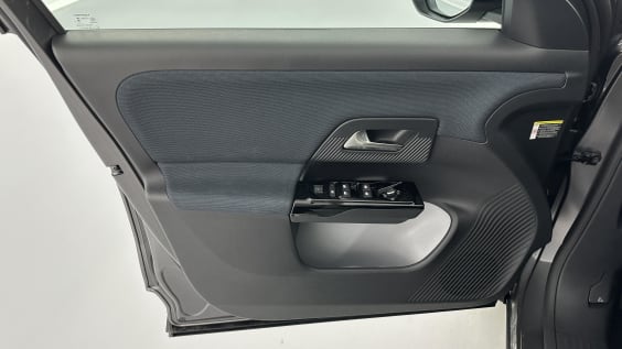 Citroën C5 Aircross C5 AIRCROSS 1.2 Hybride 145ch Plus e-DCS6 Gris Platinum