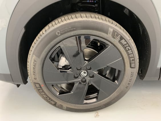 Citroën C5 AIRCROSS HYBRIDE NOUVEAU 145 CH E-DCS6 MAX Vert Astoria