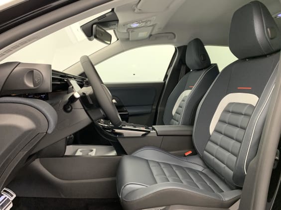 Citroën C5 AIRCROSS HYBRIDE NOUVEAU 145 CH E-DCS6 MAX Noir Perla Nera