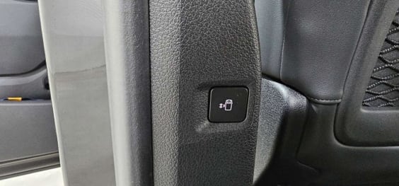 Citroën Spacetourer SpaceTourer M 2.2 D 180 S&S EAT8 Business Pack Noir Perla