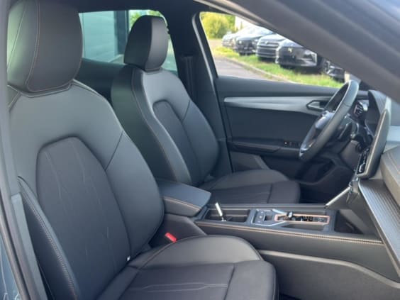 Cupra Formentor 1.5 ETSI HYBRID 150 V DSG 7 Bleu Fjord