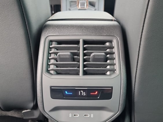 Cupra Formentor 1.5 etsi hybrid 150 dsg7 Noir Midnight