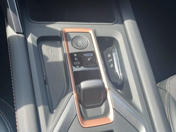 Cupra Formentor FORMENTOR 1.5 eTSI 150CH DSG7 Bleu Fjord Metal