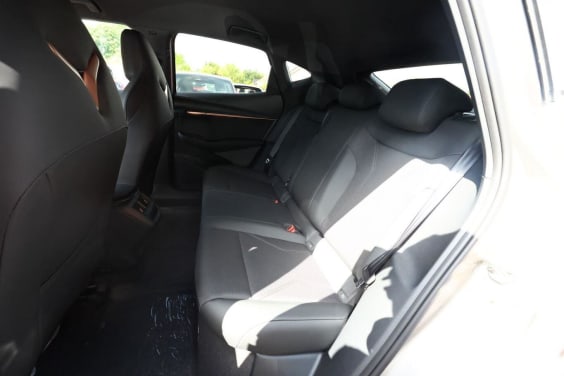Cupra Tavascan 77 KWH ENDURANCE Beige