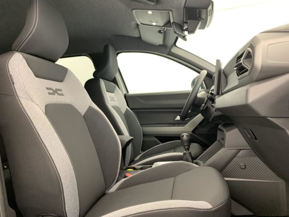 Dacia BIGSTER Mild Hybrid 140 Journey Gris Schiste