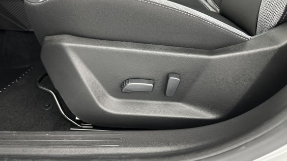 Dacia BIGSTER BIGSTER Hybrid 155ch Journey Blanc Glacier