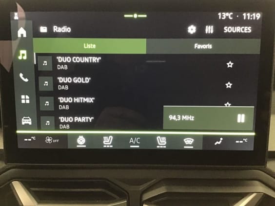 Dacia BIGSTER Journey 1.8 HYBRID 155 Bleu Indigo