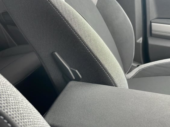 Dacia BIGSTER 1.8 hybrid 155 journey Noir