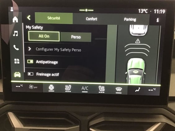 Dacia BIGSTER Journey 1.8 HYBRID 155 Bleu Indigo