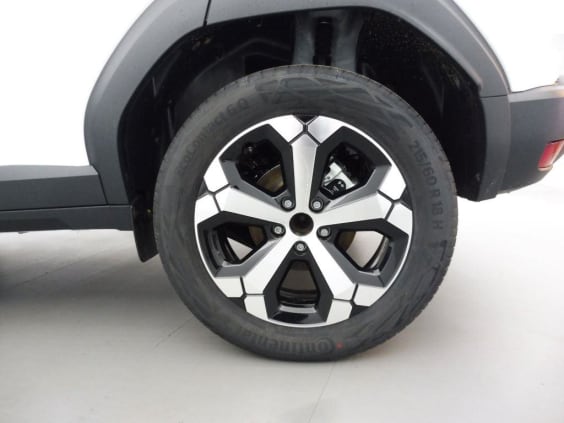 Dacia DUSTER 1.6 HYBRID 140CH JOURNEY Blanc Glacier