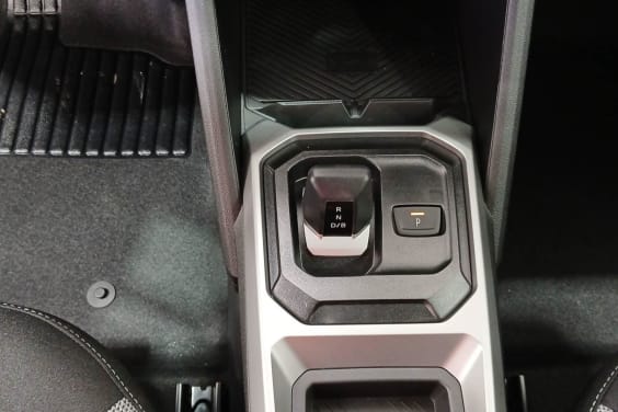 Dacia DUSTER Duster Hybrid 155 Journey Noir Nacré