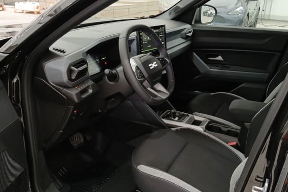 Dacia DUSTER Duster Hybrid 155 Journey Noir Nacré