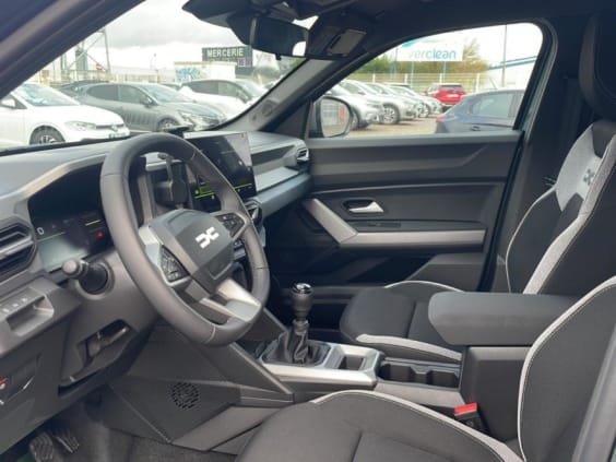 Dacia DUSTER 1.2 mild hybrid 140 journey Vert Cedre