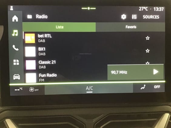 Dacia DUSTER JOURNEY 1.8 HYBRID 155 Noir Nacre