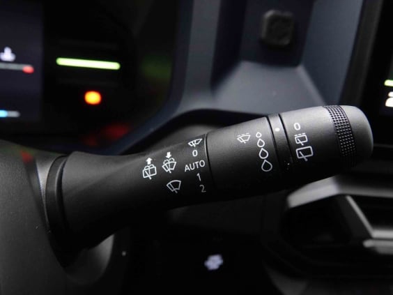 Dacia DUSTER 1.6 Hybrid 140 Journey Blanc