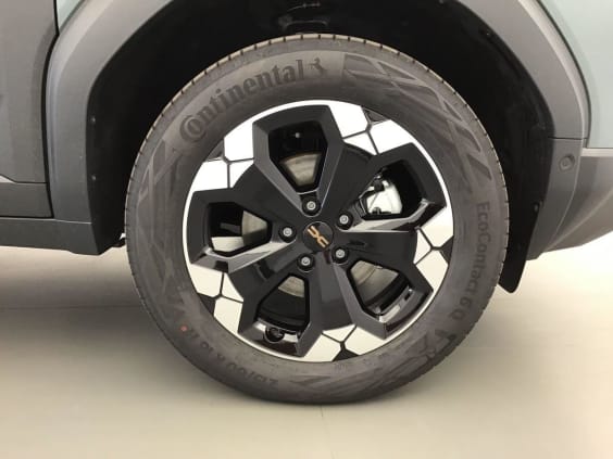 Dacia DUSTER Extreme + 1.8 HYBRID 155 Vert Cedre