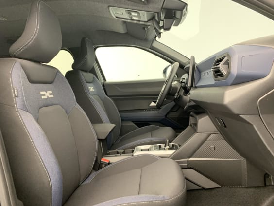Dacia DUSTER Hybrid 140 Journey Noir Nacré