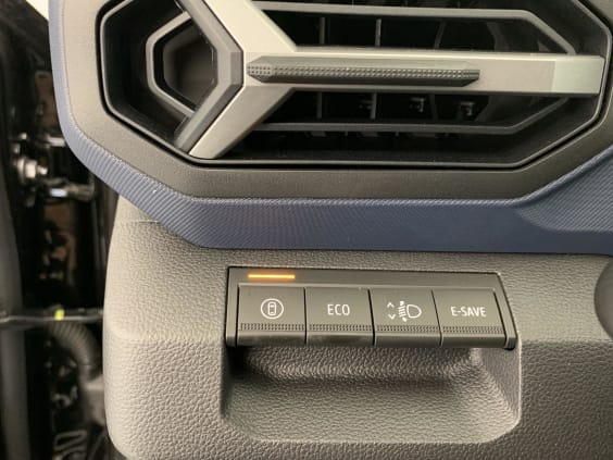 Dacia DUSTER Hybrid 140 Journey Noir Nacré
