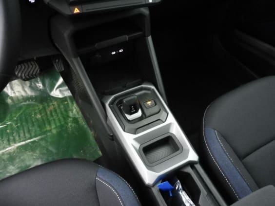 Dacia DUSTER 1.6 HYBRID 140CH JOURNEY Blanc Glacier