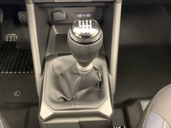 Dacia DUSTER Mild Hybrid 140 Expression Gris Schiste