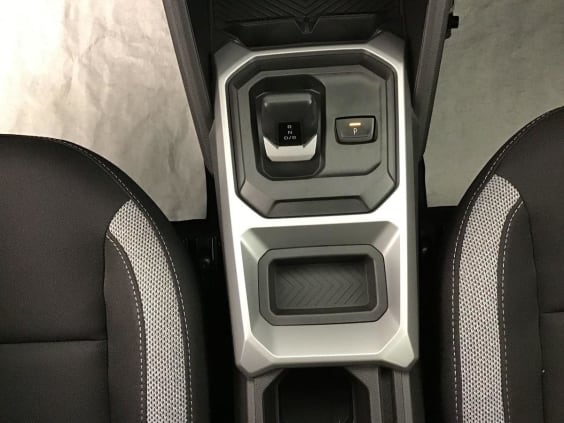 Dacia DUSTER JOURNEY 1.8 HYBRID 155 Vert Cedre