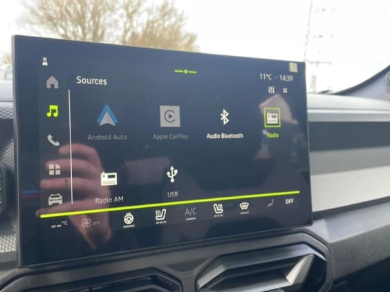 Dacia DUSTER 1.2 mild hybrid 140 journey Vert Cedre