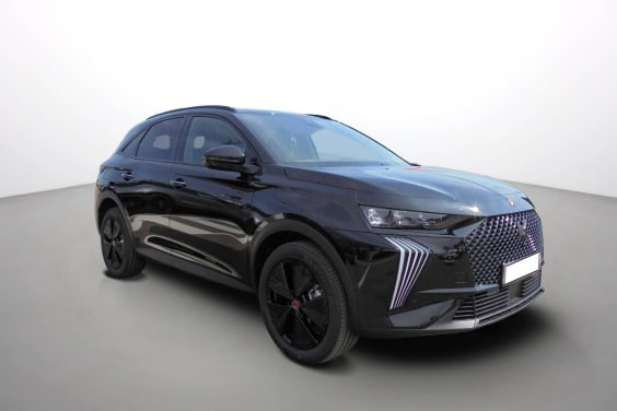DS DS7 BlueHDi 130 EAT8 Performance Line Noir Perla Nera