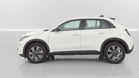 Fiat 600 600 1.2 Hybrid Turbo 145ch Pop eDCT6 Ice White