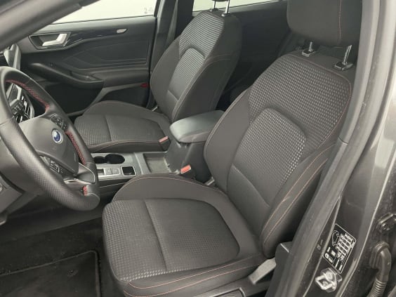 Ford Focus 1.5 EcoBlue 115 Powershift ST-Line X Gris Magnetic