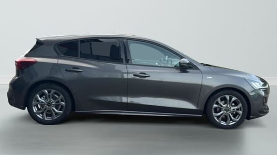 Ford Focus 1.5 ecoblue 115 st-line  bva8 Gris Magnétique