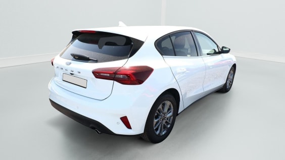 Ford Focus 125 TITANIUM X Blanc