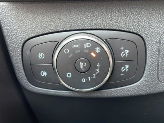 Ford Focus SW FOCUS SW 1.0 ECOBOOST MHEV 125CH ST-LINE X Gris Lunaire Metal