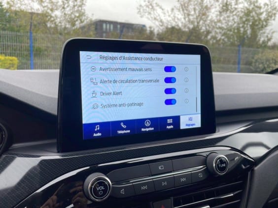 Ford KUGA KUGA 2.0D ECOBLUE 120CH BVA ST-LINE Bleu Vapor Metal